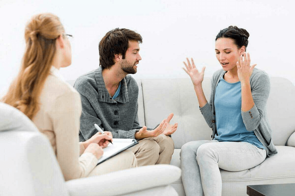 Couples Therapy: Definition, Benefits, & Types